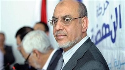 سفير مصر بتونس يدعو الصيادين المصريين إلى عدم التسلل للمياه التونسية