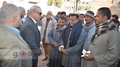محافظ قنا يلتقي الشباب المسافر للعمل بمدينة الإسماعيلية الجديدة