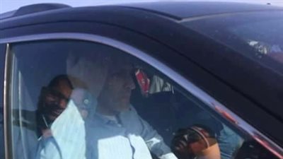 جمال مبارك يصل برج العرب لمؤازرة منتخب مصر أمام الكونغو