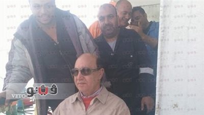 بالفيديو.. مميش يتفقد موقع انتشال الوحدة البحرية الغارقة بقناة السويس