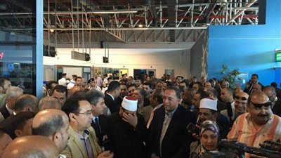بالصور.. «الحكومة» تتابع سفر الحجاج من مطار القاهرة