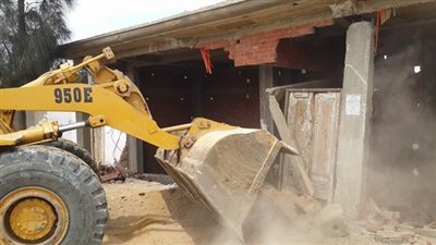 10 صور ترصد إزالة التعديات على أملاك الدولة في بورسعيد