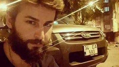 أقوى سخرية من صورة شاب وسيم