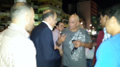 بالصور .. إبطال مفعول قنبلتين شديدتي الانفجار بجوار محطة بنزين ببورسعيد