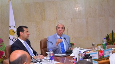 محافظ أسيوط يشارك مجلس الجامعة آخر جلسات العام الجامعي