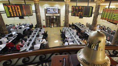 تعويم الجنيه يقفز بمؤشرات البورصة لأعلى مستوياتها منذ ٢٠٠٨