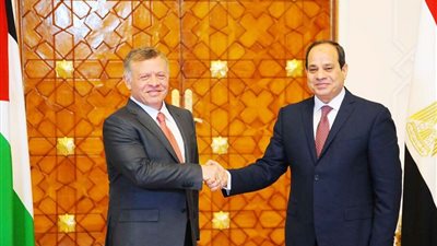 السيسي وعاهل الأردن يشددان على استئناف مفاوضات السلام في فلسطين
