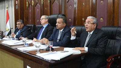 «صحة البرلمان» تحذر الحكومة: الالتزام بالدستور أو رفض الموازنة