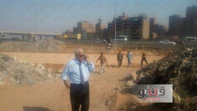 بالصور.. حملة لرفع الأتربة بالطريق الحر استعدادا لافتتاحه في القليوبية