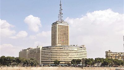 اجتماع مغلق لضباط الرقابة الإدارية وأمين عام ماسبيرو