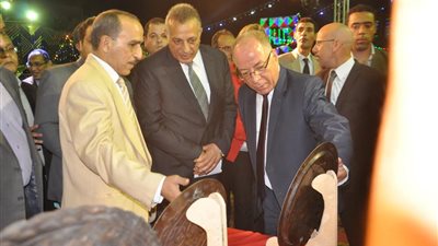 وزير الثقافة ومحافظ الجيزة يفتتحان معرض فيصل الخامس للكتاب