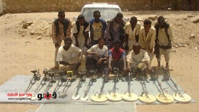 ضبط 11 فردا سودانيا أثناء تنقيبهم عن 