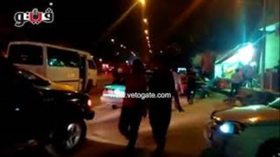 بالفيديو.. عروسان يشاركان في احتفالات التأهل للمونديال