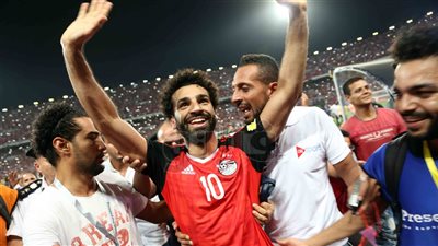 محمد صلاح يتأهل بمصر للمونديال بعد غياب 28 عاما.. ترقب وقلق شديد قبل المباراة.. فرحة عارمة في جميع أنحاء الجمهورية بعد الفوز.. والجولة الأخيرة أمام غانا تحصيل حاصل