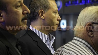 يحيى قلاش و«أبو الفتوح» يصلان عزاء عبدالعظيم مناف في «عمر مكرم»