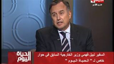 بالفيديو.. نبيل فهمي: سياسة الدولة داخليا وخارجيا بطيئة
