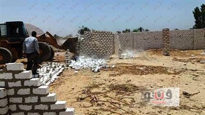 بالصور.. إزالة تعديات بمساحة 5940 مترًا بساقلتة في سوهاج