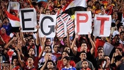 بالفيديو.. هاني حسن الأسمر يغني «ملوك الكرة» للاعبي مصر