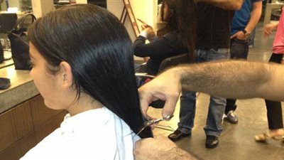 مصففو الشعر وعمال السباكة أكثر عرضةً للإصابة بالربو المهنى