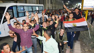 بالصور.. مسيرات حاشدة بالآلاف تجوب سوهاج احتفالا بالوصول للمونديال