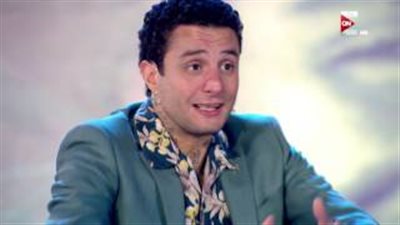 بالفيديو.. أحمد الفيشاوي: عادل إمام يكرر نفسه في التمثيل