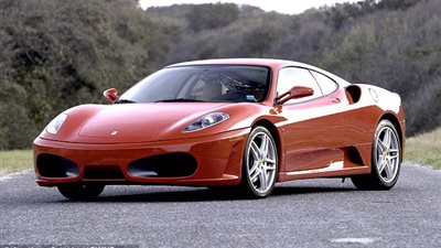 بالصور.. ترامب يعرض سيارته للبيع في مزاد علني 31 مارس