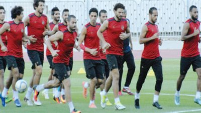 انتظام الدوليين في مران الأهلي