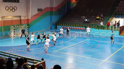 بالصور.. الزمالك يتأهل لنصف نهائي كأس «اليد» على حساب الطلائع