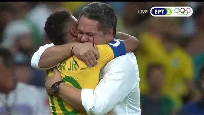 بالفيديو.. «نيمار» يبكي بعد فوز البرازيل بالميدالية الذهبية في الأوليمبياد