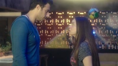 بالفيديو.. أحمد السعدني يطلب من مي عزالدين الانفصال عن زوجها في وعد