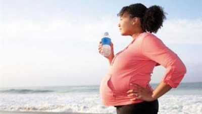 نصائح لحماية المرأة الحامل من أضرار ارتفاع درجات الحرارة