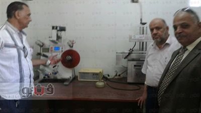 بالصور.. لجنة من زراعة الشرقية تعاين مصنع إضافات أعلاف بالعاشر