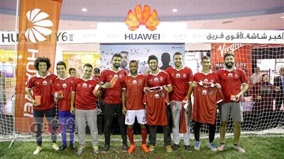 حسام عاشور يشارك في تحدي «هواوي Y6II»