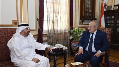 بالصور.. الخشت يستقبل وفدا إماراتيا من مؤسسة محمد بن راشد