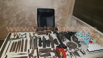 بالصور.. ضبط فرد خرطوش و25 طلقة داخل ورشة لتصنيع الأسلحة بشبرا