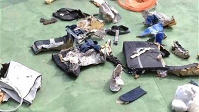 العثور على الصندوق الأسود للطائرة المنكوبة