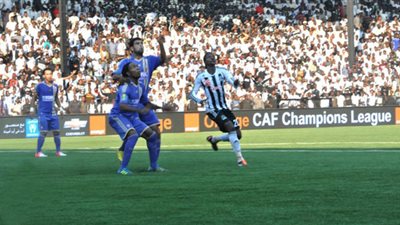 15 ألف مشجع يحضرون مباراة الزمالك ومازيمبي.. و30 تذكرة للمصريين