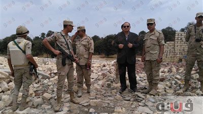 محافظ الإسماعيلية يقود حملة لإزالة التعديات بعزبة الحلوس