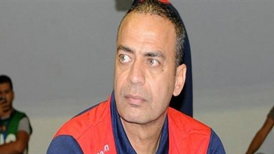 أيمن صلاح: الاتحاد الأفريقي ظلم «يد الزمالك»