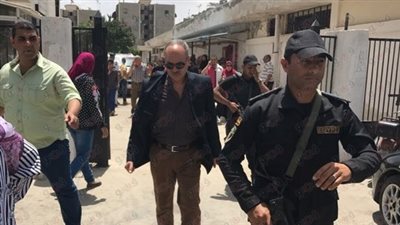 مدير أمن بورسعيد يأمر المجندين بالتبرع بالدم لمصابي أتوبيس المعلمين