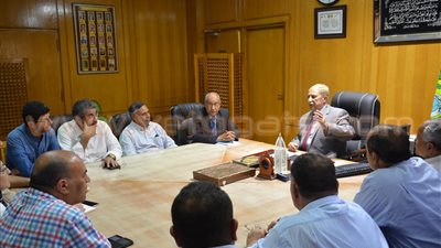 محافظ الإسماعيلية يستقبل أعضاء لجنة متابعة المشروعات بمجلس الوزراء