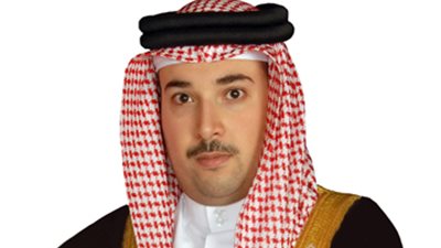 سفير البحرين بالقاهرة يلتقي وفد اتحاد فناني مصر