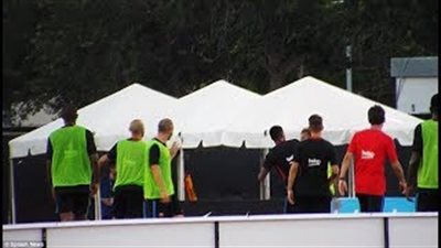 بالفيديو.. «خناقة» بين نيمار وسيميدو في تدريبات برشلونة