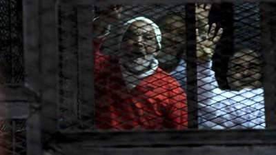 اليوم.. أولى جلسات طعن بديع وآخرين في قضية «قطع طريق قليوب»