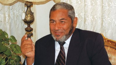 الأزهر: عبد الفتاح إدريس ليس أستاذا بالجامعة