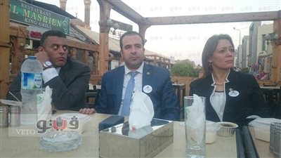 بالصور.. وفد اتحاد شباب مصر يشيد بأداء السيسي بشرم الشيخ