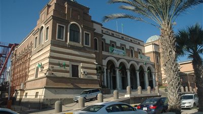 4 مليارات و600 مليون دينار سيولة نقدية بالبنك المركزي الليبي