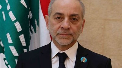 وزير: «حزب الله» وراء وجود الإرهابيين في لبنان