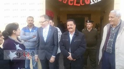 بالصور.. سفير أستراليا بالقاهرة يزور متحف ملوي في المنيا