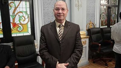 «برلماني»: راتب النائب 15 ألف جنيه لا يكفي مصاريفه